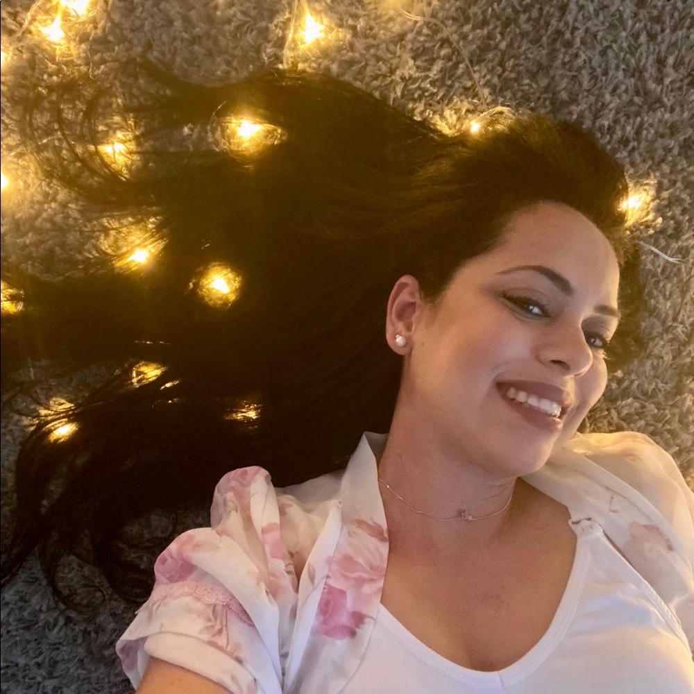 Meet your Posher, Vanessa